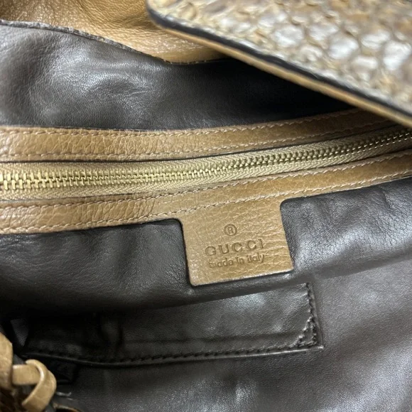 GUCCI Authentic Limited Edition Python Leather Handbag
UltraLuxury Design Piece - Picture 8 of 14